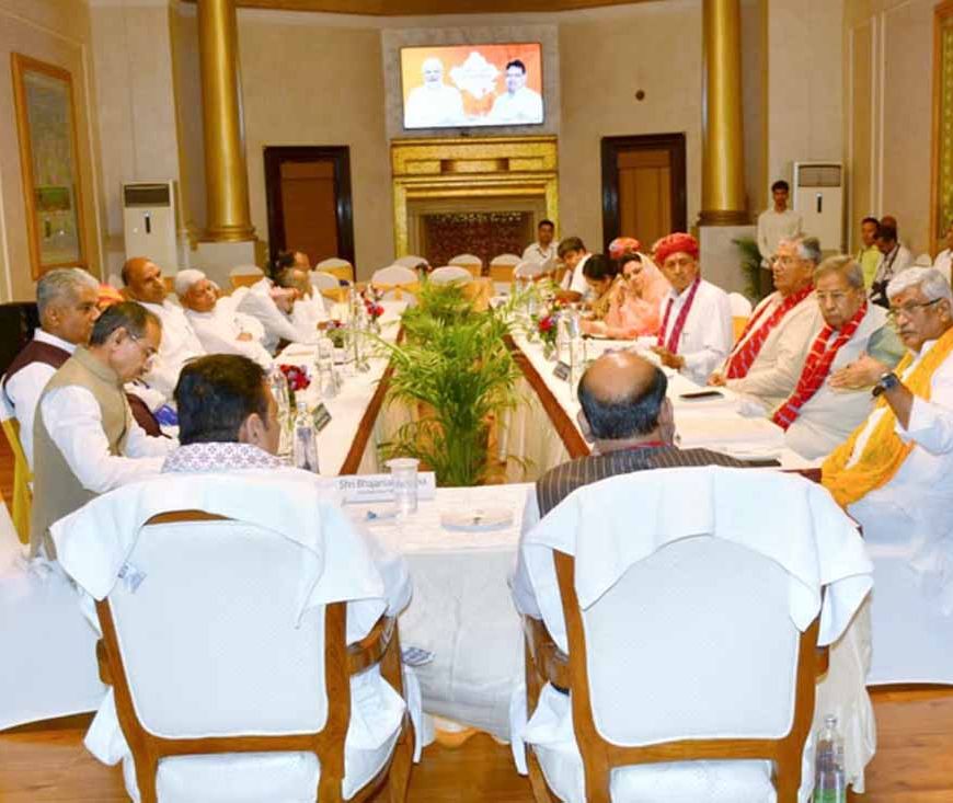 राजस्थान के सांसदों संग सीएम भजनलाल शर्मा की बैठक, केंद्र योजनाओं की रफ्तार पर जोर