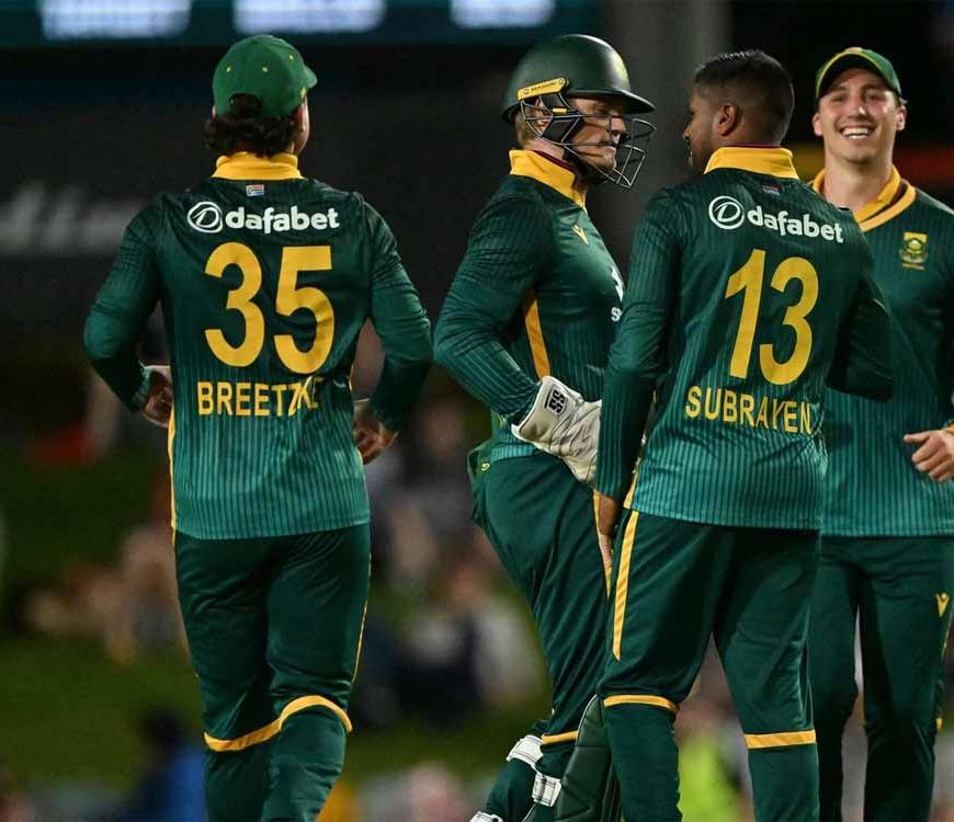 डेब्यू में ही मुश्किल में दक्षिण अफ्रीका के स्पिनर, गेंदबाजी एक्शन पर लगी रोक