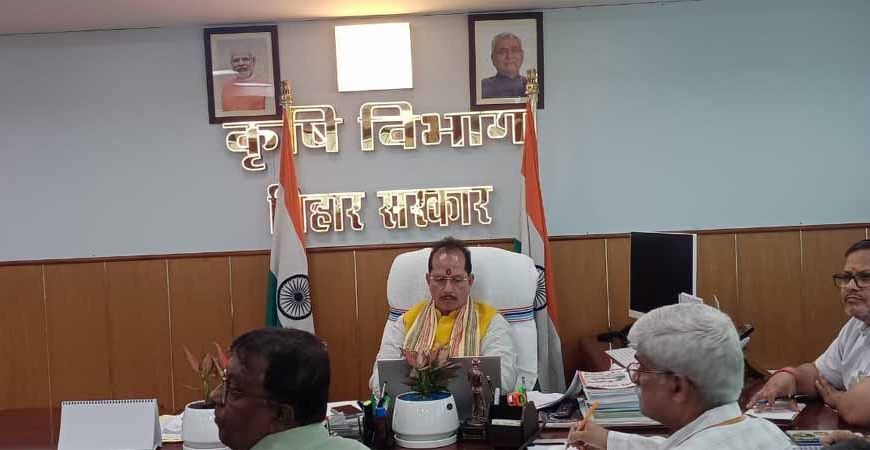 कृषि एवं किसान कल्याण मंत्री ने किया प्रधानमंत्री कृषि सिचाई योजना-जलछाजन विकास 2.0 की समीक्षा