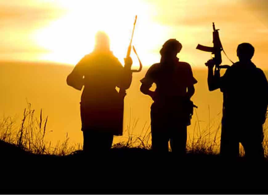 जैश-ए-मोहम्मद ने ई-वॉलेट्स से शुरू की फंडिंग, भारत के हमलों से बचने की नई साजिश