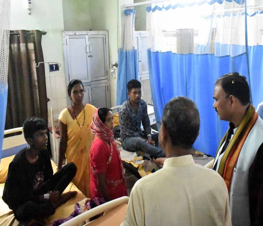 रायपुर : स्वास्थ्य मंत्री श्याम बिहारी जायसवाल ने जिला चिकित्सालय बालोद का निरीक्षण कर व्यवस्थाओं का लिया जायजा