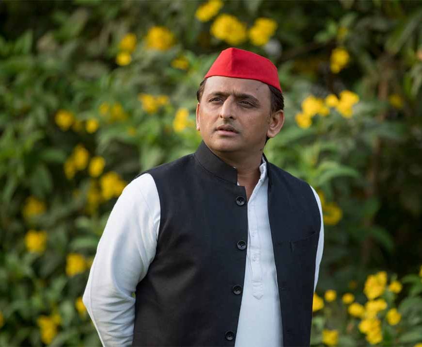 अखिलेश यादव का आरोप: चुनाव आयोग को 18 हजार में से सिर्फ 14 शपथपत्रों का जवाब मिला