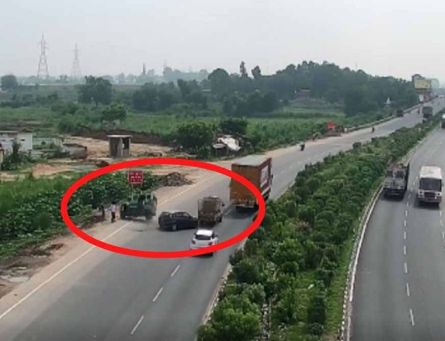 दिल्ली-कानपुर नेशनल हाईवे पर वाहन अचानक फिसले, पांच घंटे तक जाम