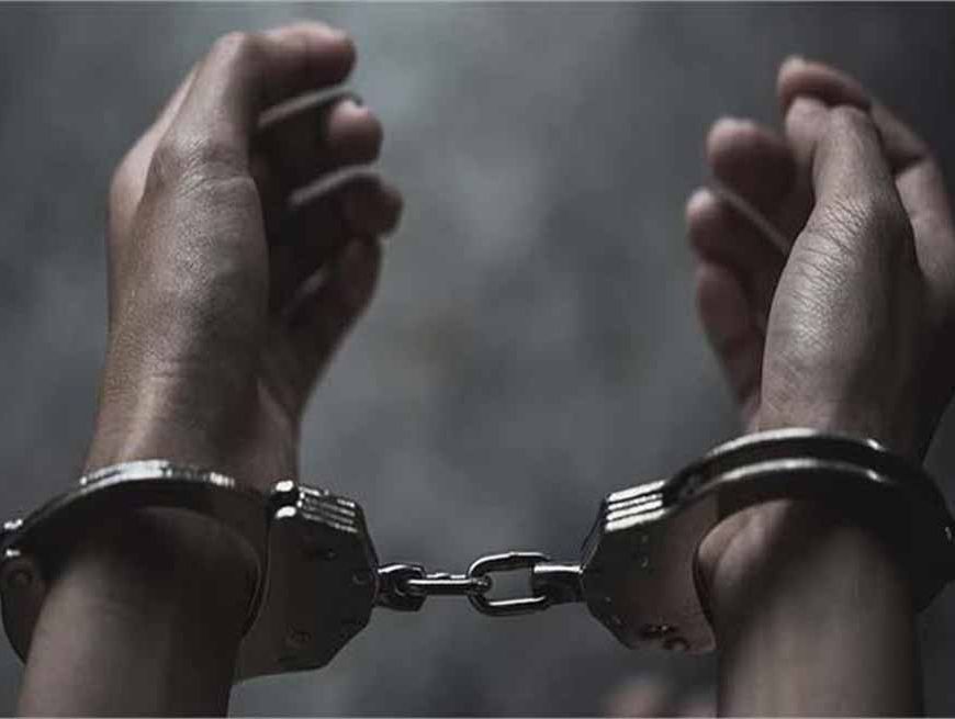 पुलिस को चकमा देकर बना रहा था नकली कर्नल, क्राइम ब्रांच ने किया खुलासा