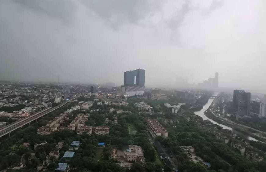 दिल्ली-एनसीआर में मौसम बदला, कई इलाकों में तेज बारिश