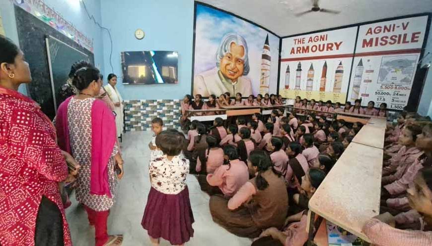 'नेशनल स्पेस डे’: 1.32 लाख परिषदीय विद्यालयों के 1.48 करोड़ बच्चों को मिली अंतरिक्ष की जानकारी