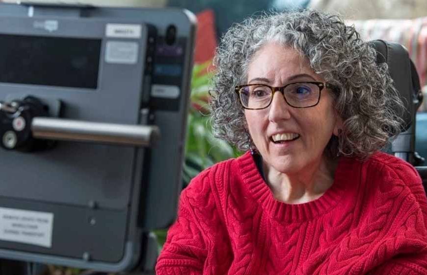 एआई की चमत्कारी खोज: 25 साल बाद महिला की आवाज़ फिर से गूंजी