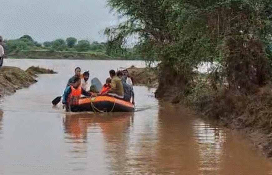 भिंड, मुरैना, दतिया में बाढ़ अलर्ट, ग्वालियर के स्कूल बंद, 22 जिलों में बारिश का अनुमान
