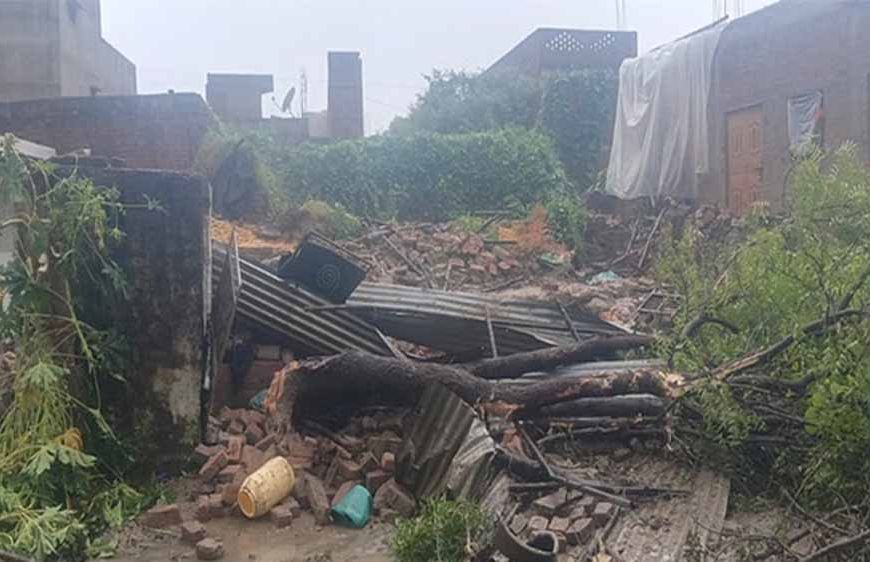 लगातार बारिश बनी काल, कच्चा मकान ढहा; मां-बेटे की मौत, पांच लोग घायल