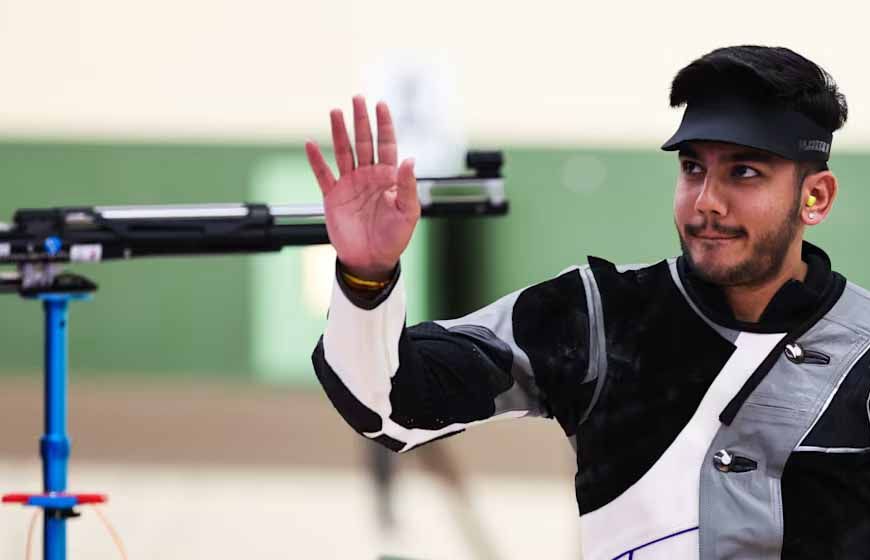 मुख्यमंत्री डॉ. यादव ने निशानेबाज एश्वर्य प्रताप सिंह को दी बधाई