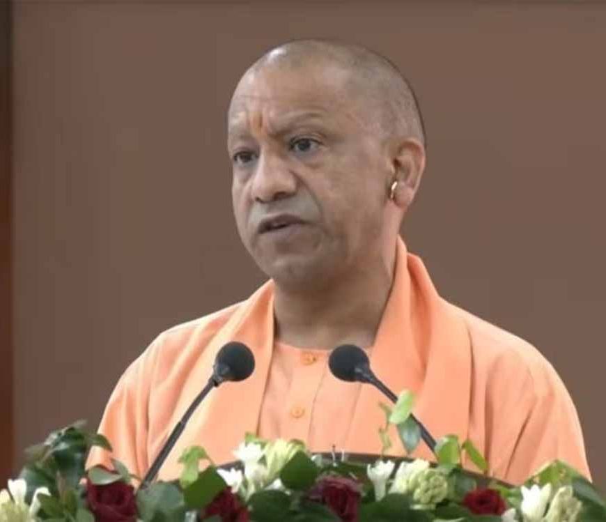सीएम योगी ने रोजगार महाकुंभ का शुभारंभ किया, बोले- हर युवा को मिलेगी नौकरी की गारंटी