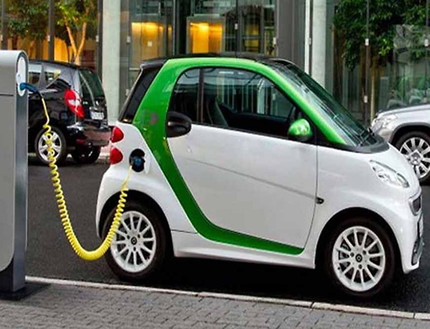 फरवरी 2025 तक भारत में 56.75 लाख ईवी दर्ज, इलेक्ट्रिक क्रांति ने पकड़ी रफ्तार