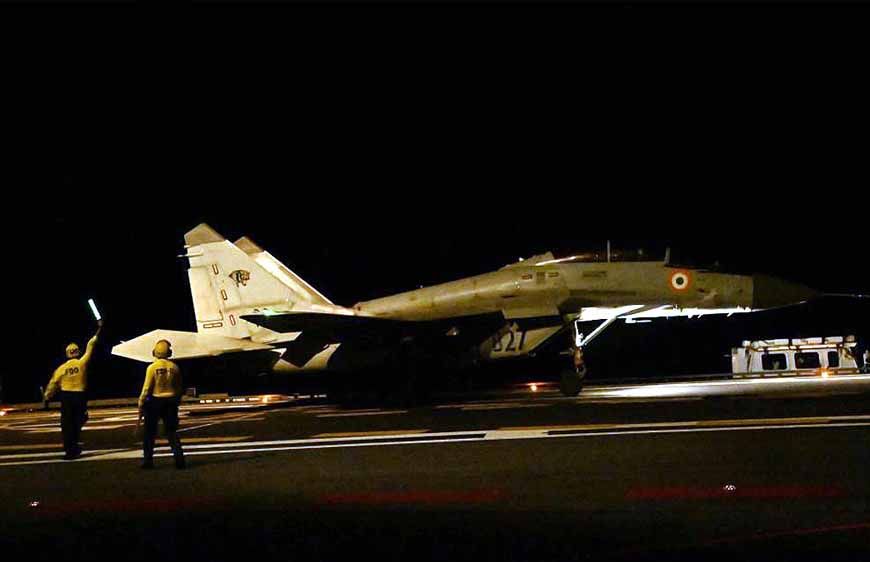 इंडियन नेवी के 15 MiG-29K फाइटर जेट PAK पर मिसाइल फायर के लिए थे तैयार, हुआ खुलासा