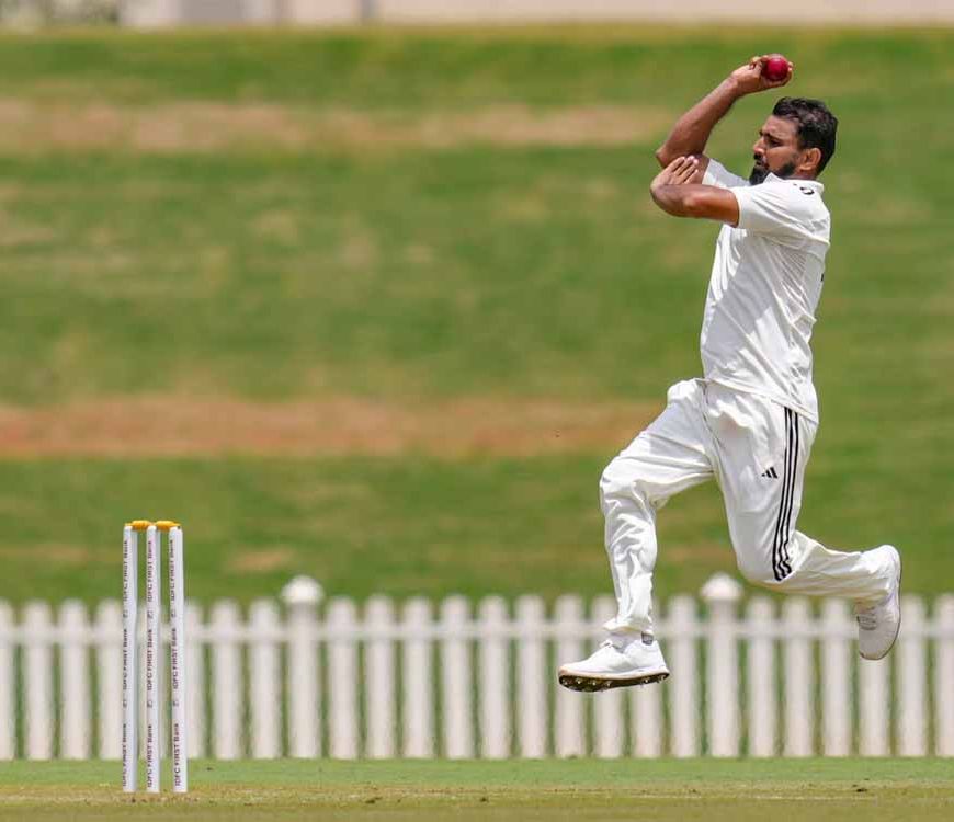 9 महीने बाद मैदान पर लौटे मोहम्मद शमी, दलीप ट्रॉफी में गेंदबाज नहीं चला पाए जादू