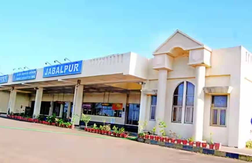 जबलपुर डुमना एयरपोर्ट: फ्लाइट संख्या बढ़ाने पर हाईकोर्ट में सुनवाई, आरएफपी जारी