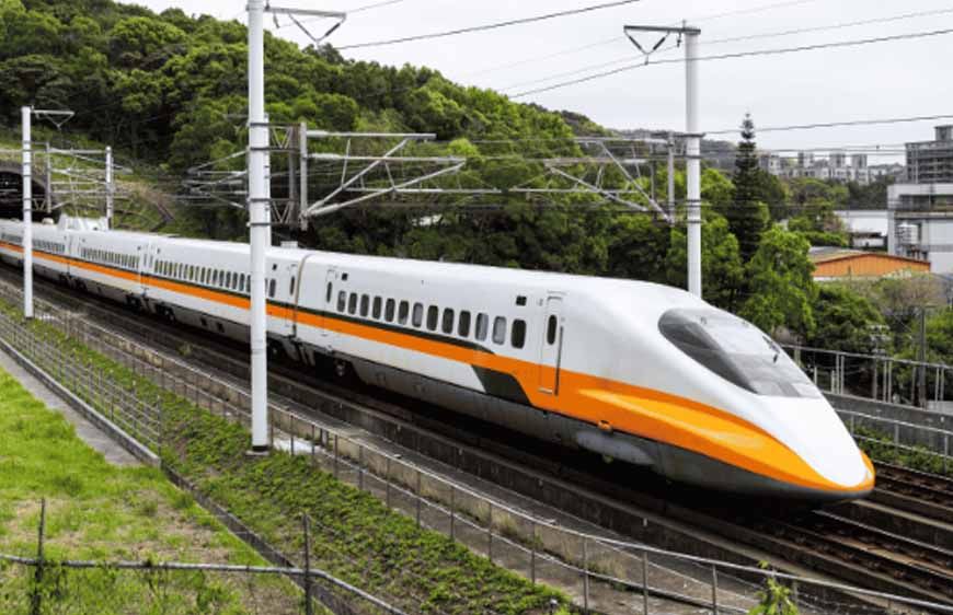 150 मिनट में दिल्ली से पटना! देश में बनेगी हवाई जहाज जैसी स्पीड वाली तूफानी ट्रेन