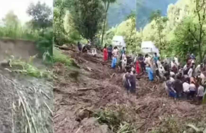 जम्मू-कश्मीर के रियासी में भूस्खलन: 7 शव बरामद, कई लोगों के दबे होने की आशंका