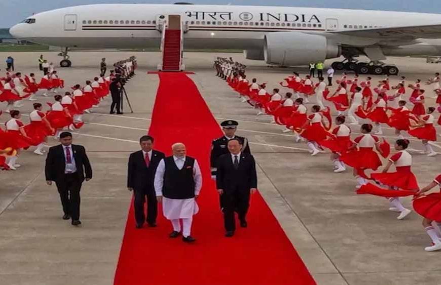 PM मोदी पहुंचे चीन, एयरपोर्ट पर हुआ भव्य स्वागत; SCO समिट में होगी अहम मौजूदगी