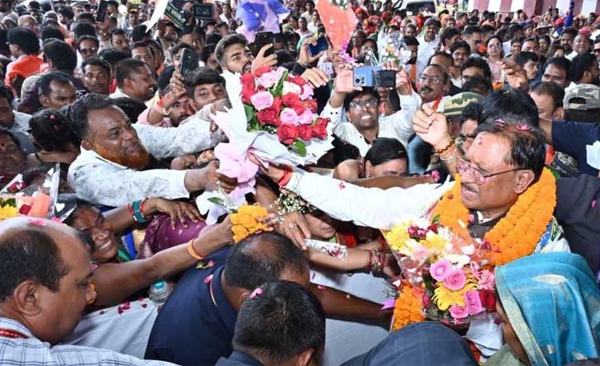 जापान और दक्षिण कोरिया के सफल विदेश दौरे से वापस लौटे मुख्यमंत्री साय