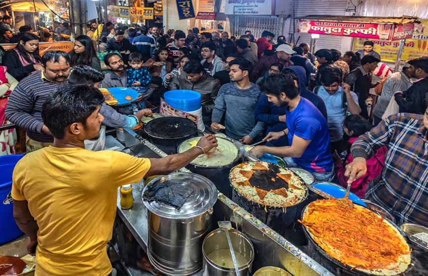 इंदौर: राजवाड़ा बाजार अब रात 10 बजे तक खुला रहेगा, सराफा व्यापारियों को मिला साथ