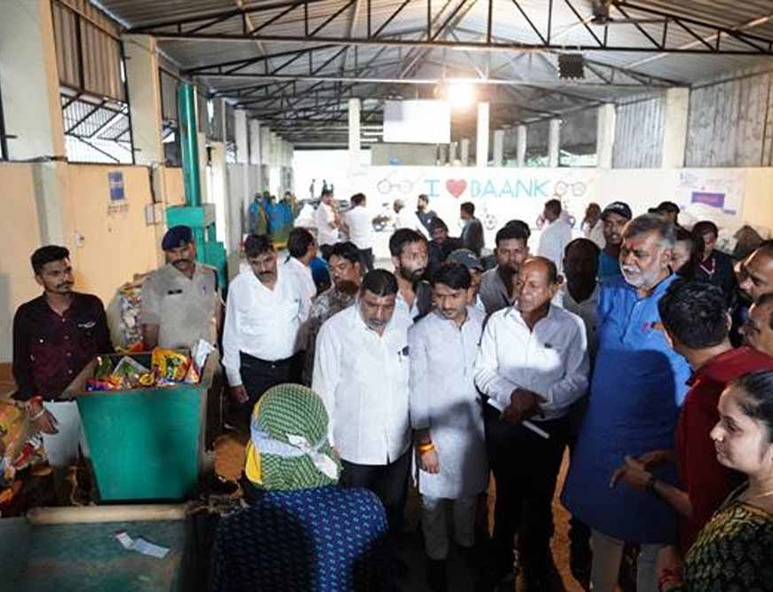 पंचायत एवं ग्रामीण विकास मंत्री पटेल ने ग्राम बांक, इंदौर में एम.आर.एफ. प्लांट का निरीक्षण किया