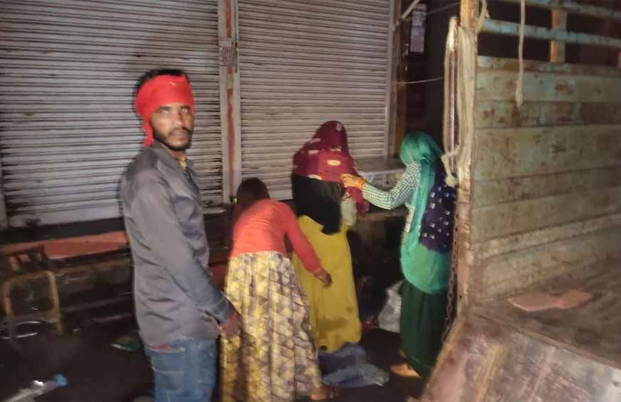 विदिशा में स्वास्थ्य व्यवस्था की पोल खुली, महिला ने सड़क पर दिया बच्चे को जन्म