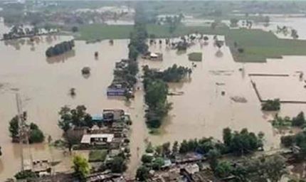 पंजाब में बाढ़ का कहर, कुदरत नहीं रुक रही, अब तक दर्जनों लोगों को बचाया गया