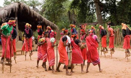 जनजातीय विकास की योजनाओं का लाभ उठाए राज्य, केंद्र देगा पूरा सहयोग