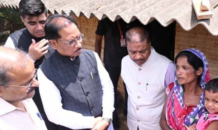 रायपुर : प्रशासन की तत्परता: बाढ़ प्रभावितों को मिला राशन