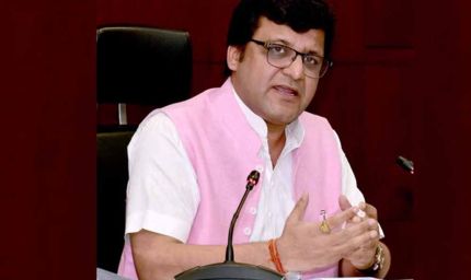 आबकारी मंत्री नितिन अग्रवाल ने जिला आबकारी अधिकारी, महोबा को किया निलंबित
