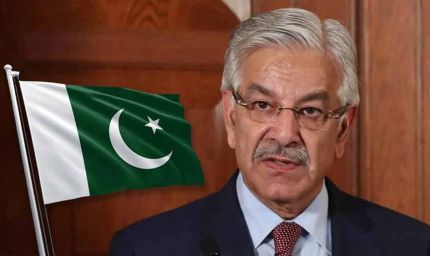 पाकिस्तान में बाढ़ पर अजीब बयान: रक्षा मंत्री बोले- ये अल्लाह का आशीर्वाद है