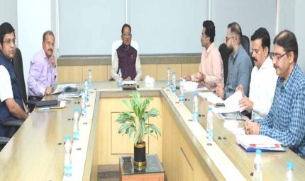 रायपुर : आदि कर्मयोगी अभियान: विकसित भारत में सशक्त होगा जनजातीय समाज- डॉ. ओम डहरिया