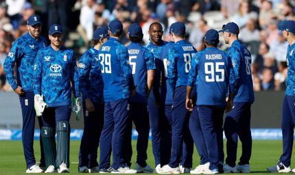 इंग्लैंड की वनडे टीम का संकट: 2023 विश्व कप के बाद 5वीं सीरीज भी गंवाई