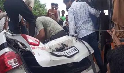 डीडवाना-कुचामन मार्ग पर भीषण हादसा: कार के ऊपर पलटी निजी बस, दो की मौत, 19 घायल