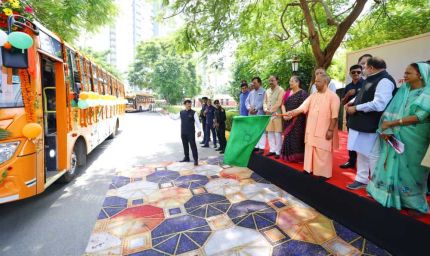 परिवहन विभाग ने प्रदेश को दी नई उड़ान: सीएम योगी ने किया अनेक योजनाओं का लोकार्पण-शिलान्यास