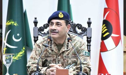 असीम मुनीर की पत्नी और बच्चों को मिली अमेरिकी नागरिकता? विवादित खबर पर लोग चर्चा में