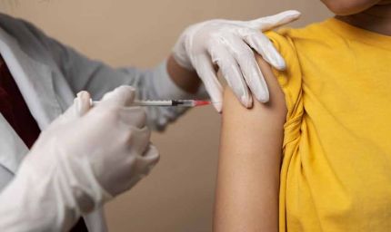 रूस ने कैंसर के खिलाफ ऐतिहासिक कदम: नई वैक्सीन ने ट्रायल में दिखाई 100% सफलता