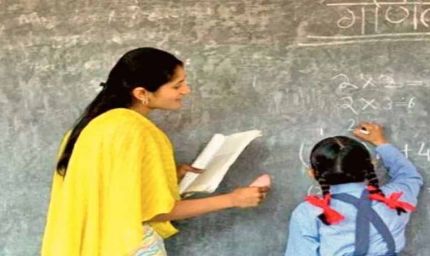 सुप्रीम कोर्ट का बड़ा फैसला: TET परीक्षा पर विवाद, UP के 2 लाख शिक्षकों की नौकरी पर संकट!