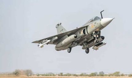 तेजस Mark-1A की ताकत का खुलासा: अस्‍त्र मिसाइल से लेकर लेजर गाइडेड बम तक, राफेल-सुखोई पर भारी