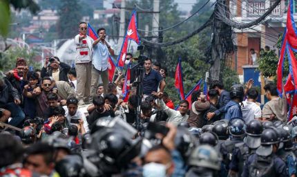 अफगानिस्तान, श्रीलंका, बांग्लादेश और अब नेपाल: चार साल में भारत के 4 पड़ोसी देशों में तख्तापलट