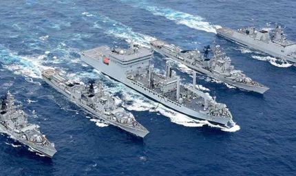 समंदर का सिकंदर बनने जा रही इंडियन नेवी, चीन-पाकिस्तान की 200 वॉरशिप और पनडुब्बी भी रहेंगी हैरान