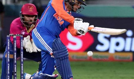 पहली गेंद पर छक्का! अभिषेक शर्मा ने बनाया इतिहास, ऐसा पहले कभी नहीं हुआ