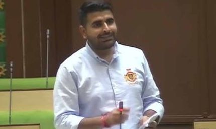 भूजल संकट पर गरजे रवींद्र भाटी: सरकार और विपक्ष दोनों को घेरा