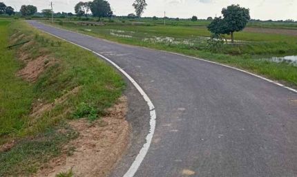 कोर कटिंग से खुली सड़क के भ्रष्टाचार की परतें, कम निकली क्रस्ट की मोटाई