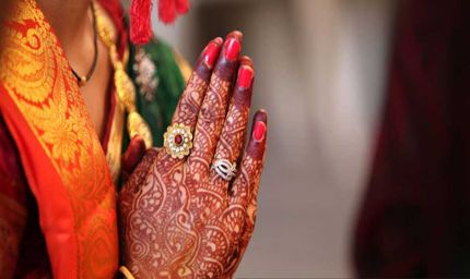 पूर्व ACP की बहू ने लगाया सनसनीखेज़ आरोप: पति नपुंसक, ससुर ने पोते के लिए की अश्लील मांग