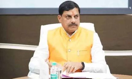 मुश्किल समय में राहत: सीएम डॉ. मोहन यादव ने बाढ़ पीड़ितों के लिए बालाघाट से भेजे 2 ट्रक मदद सामग्री
