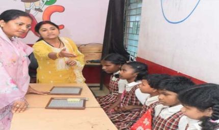 रायपुर : मंत्री श्रीमती राजवाड़े ने दिव्यांग बच्चों से की आत्मीय मुलाकात