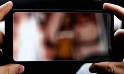 पोर्न स्टार की न्यूड तस्वीरों पर बैन: इंस्टाग्राम की कार्रवाई से भड़का कोर्ट