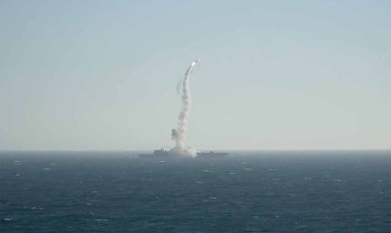 आवाज से 9 गुना तेज! रूस की नई हाइपरसोनिक मिसाइल ‘जिरकोन’ ने हिला दी दुनिया