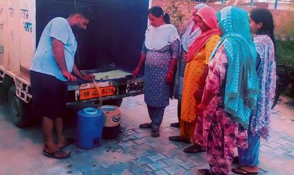 गंदे पानी से ग्रामीणों की सेहत पर असर, दर्जनों परिवार पीने के साफ पानी को तरसे